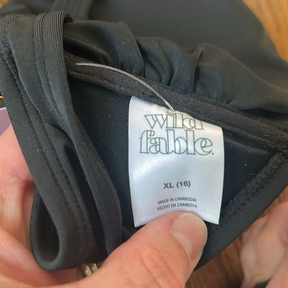 Wild Fable Black Bikini Top Size XL New with Tags - Picture 4 of 4